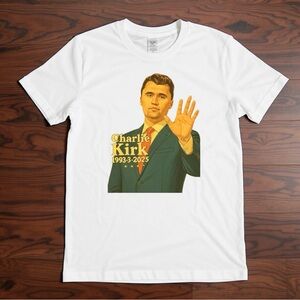 Charlie Kirk 1993-2025 RIP True Patriot T-Shirt Retro Vintage Design Unisex Memo